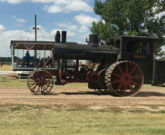 Show will feature antique farm vehicles, tools in action