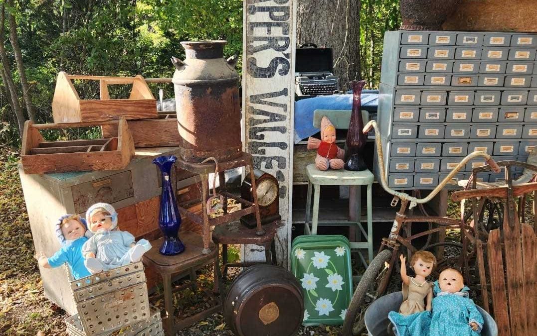 Antique and Vintage Show returns to Lawrence