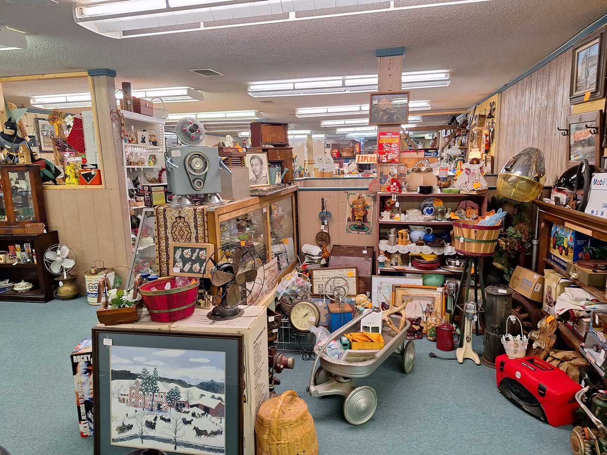 Bates City Antiques is now Bates City Emporium & Antiques