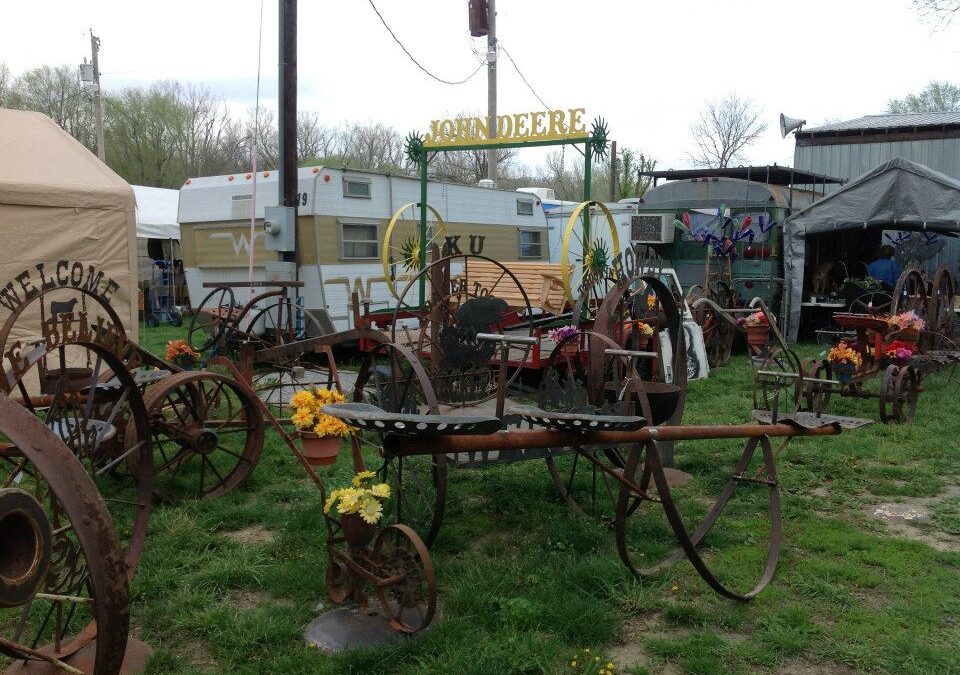 Sellers and buyers ready to descend on tiny town for big flea market