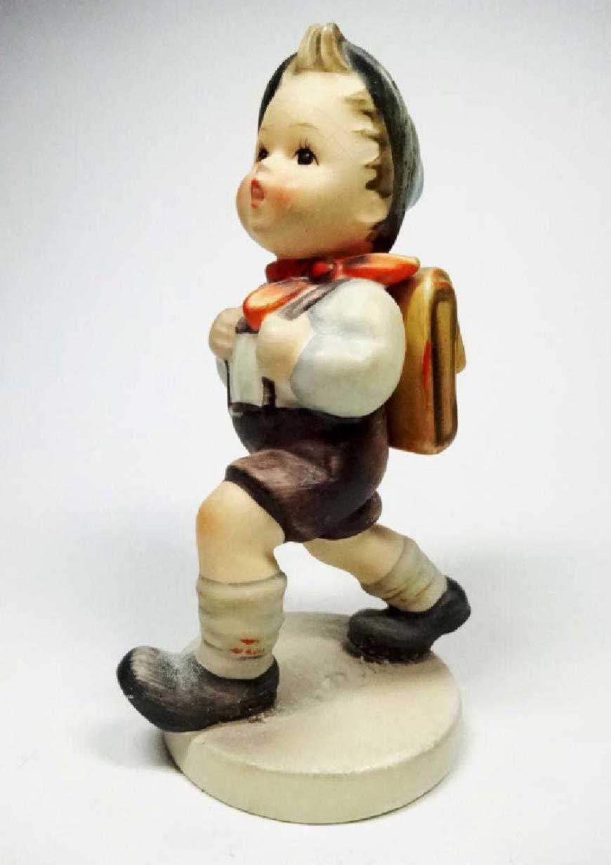 Hallmark Keepsake Ornament features Kermit the Frog