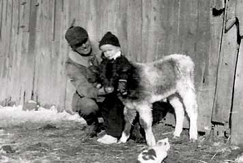small_Dad-&-Ken-with-calf,-early-40s Vintage Posters
