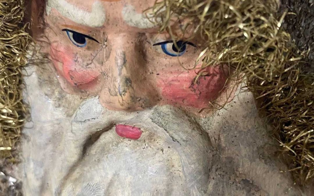 Pilgrim House on the Bluff has you covered for a summertime Christmas