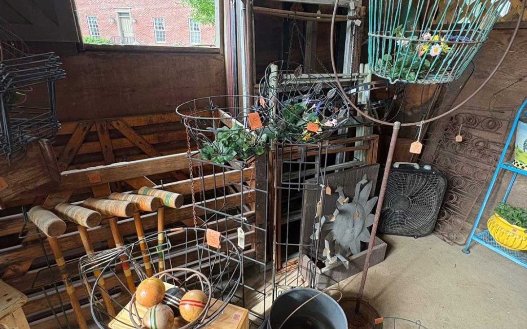 Pilgrim House On The Bluff has everything for your garden