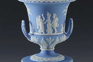 small_WedgwoodCampanavase Finding Antiques With a Good Eye